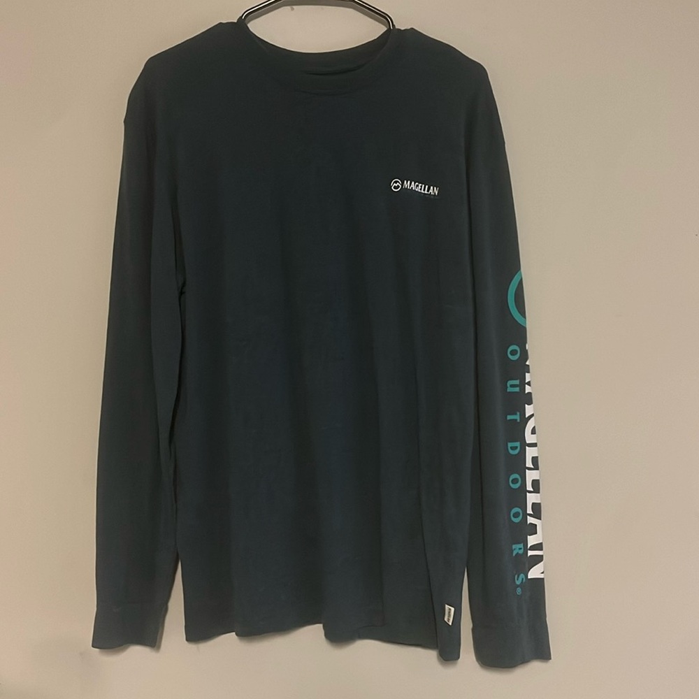 Long sleeve Magellan tee